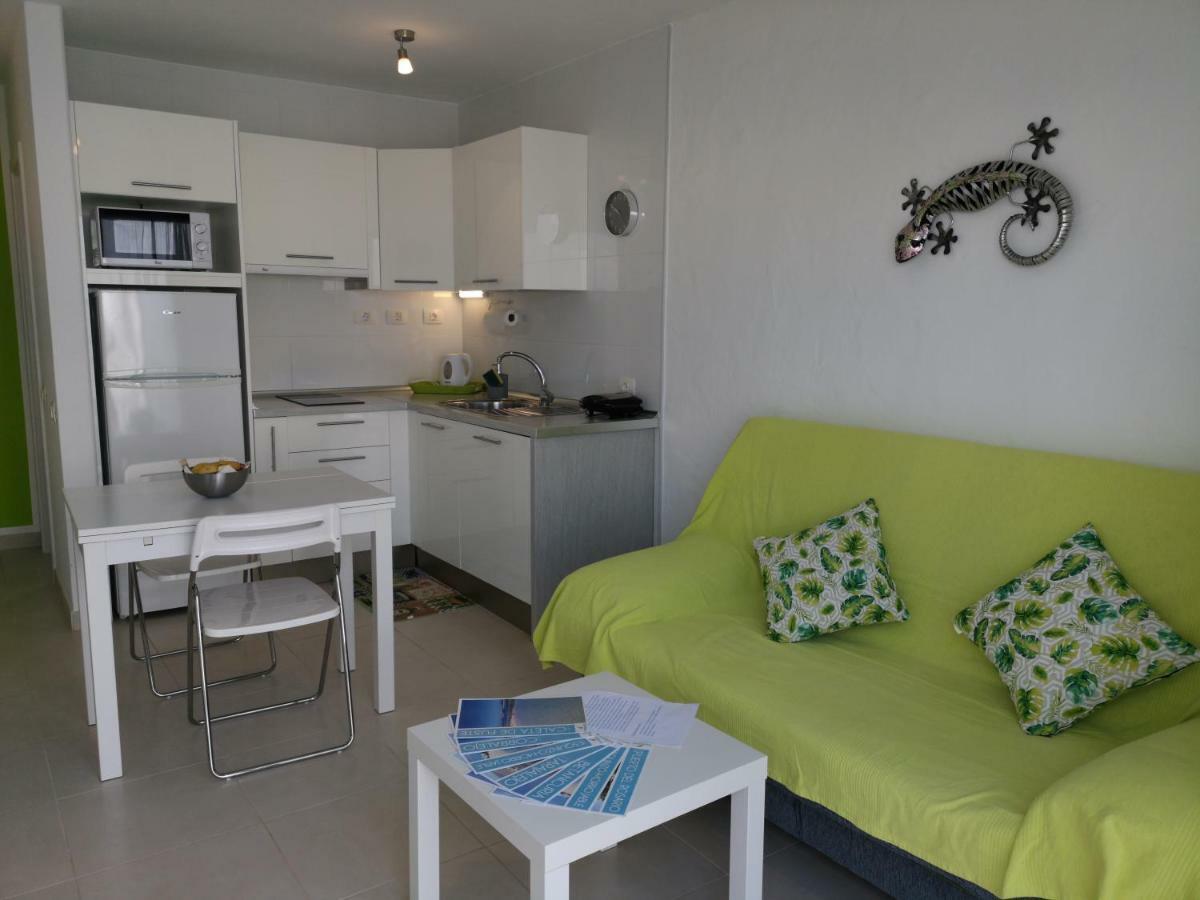 Bungalow Tranquillo E Soleggiato 칼레타데푸스테 외부 사진